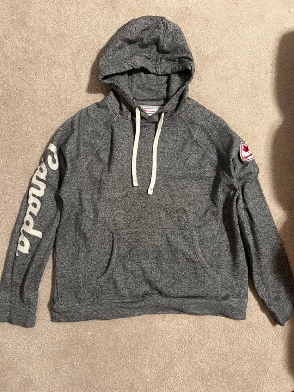 Canadiana Canada Hoodie Grey Pullover Maple Leaf Sleeve Logo L